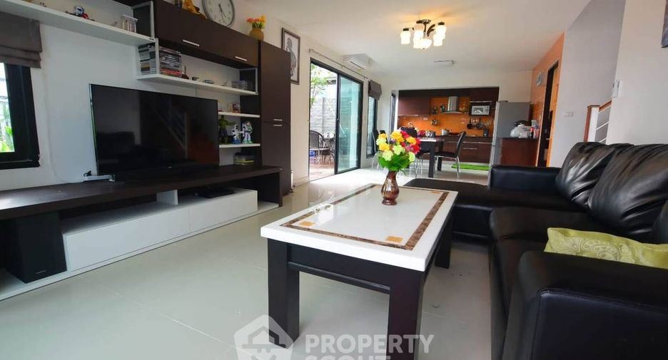 For sale 5 bedrooms house in East Pattaya, Pattaya
