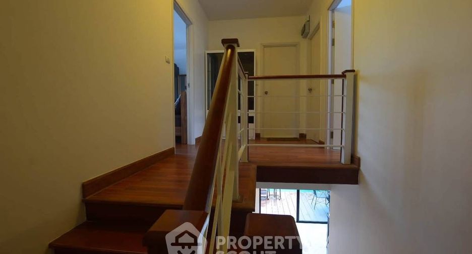 For sale 5 bedrooms house in East Pattaya, Pattaya