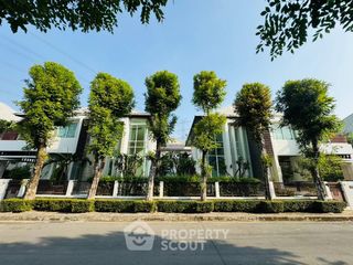 For sale 3 bedrooms house in Prawet, Bangkok