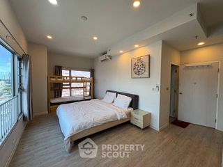 For rent and for sale 1 bed condo in Yan Nawa, Bangkok