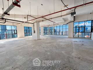 For sale 4 bedrooms condo in Sathon, Bangkok