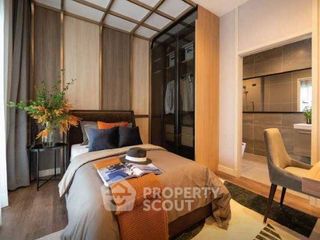 For sale 5 bedrooms house in Khlong Sam Wa, Bangkok