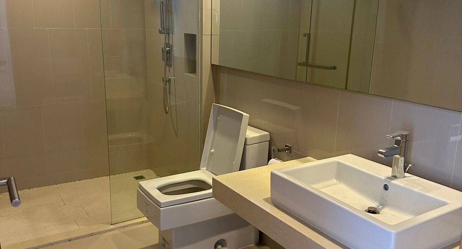 ขาย 2 ห้องนอน คอนโด ใน คลองเตย, กรุงเทพฯ