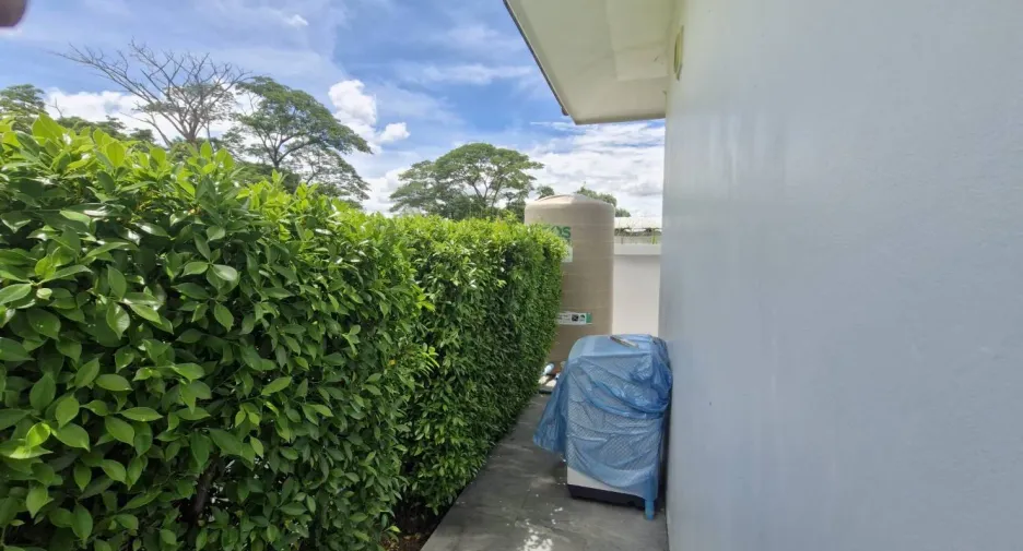 For rent 3 bedrooms villa in Hua Hin, Prachuap Khiri Khan