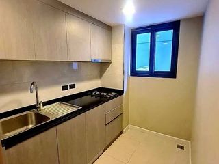 For rent and for sale 4 bedrooms townhouse in Watthana, Bangkok