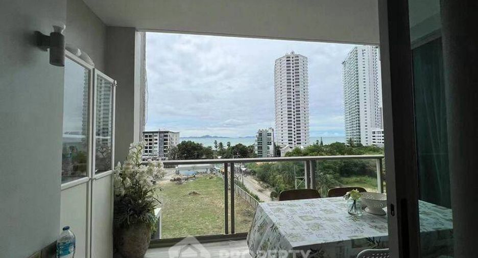 Condo en venta de 2 habitaciones en North Pattaya, Pattaya