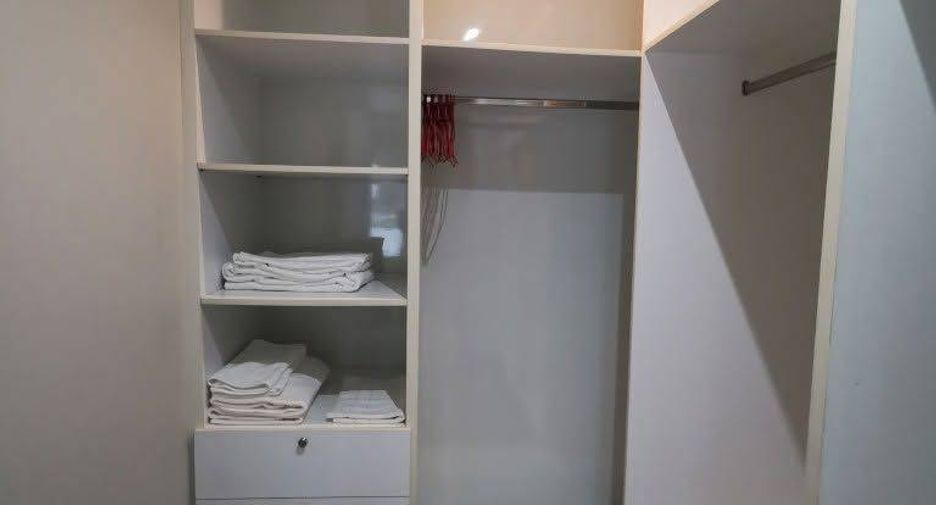 出售 2 卧室 公寓 在 Pratumnak, 芭提雅