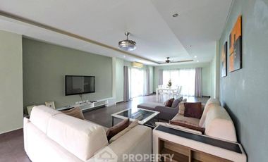 For sale 2 bedrooms condo in Pratumnak, Pattaya