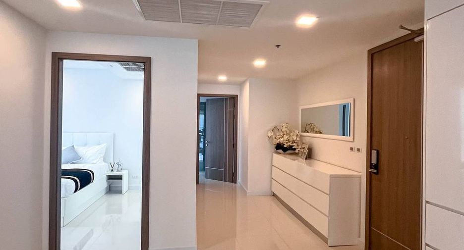 For sale 3 bedrooms condo in Sattahip, Chonburi