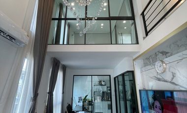 For sale 5 bedrooms house in Bang Khen, Bangkok