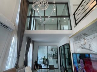 For sale 5 bedrooms house in Bang Khen, Bangkok