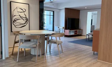 For rent 2 bedrooms apartment in Watthana, Bangkok