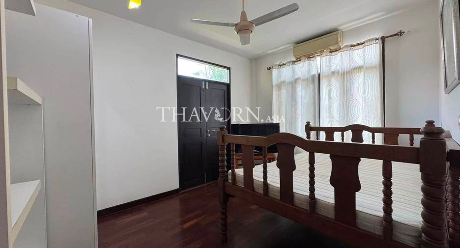 For sale 3 bedrooms house in Sattahip, Chonburi