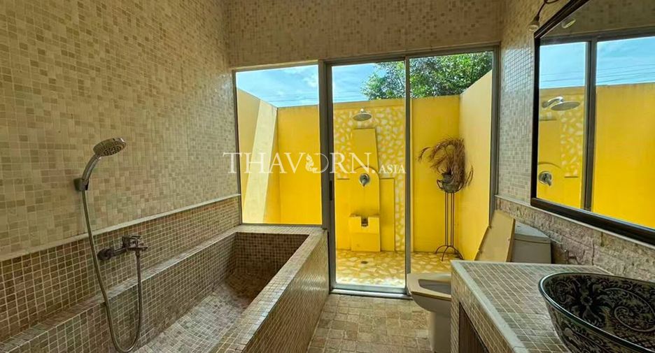 For sale 3 bedrooms house in Sattahip, Chonburi