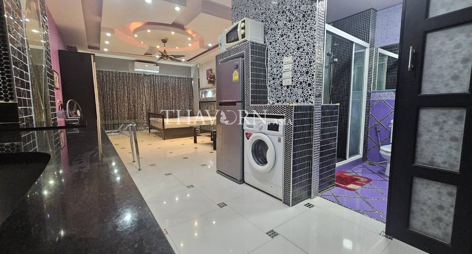 For sale studio condo in Pratumnak, Pattaya