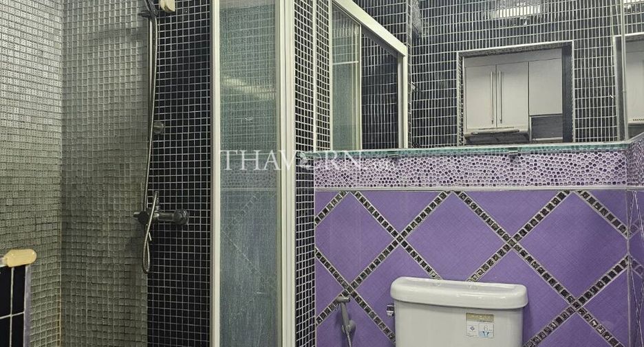 For sale studio condo in Pratumnak, Pattaya