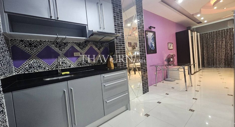 For sale studio condo in Pratumnak, Pattaya