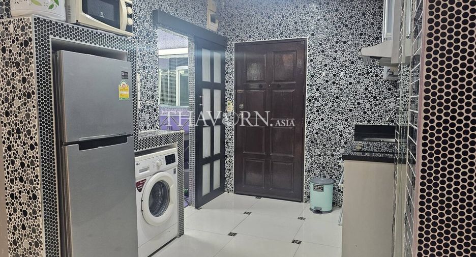 For sale studio condo in Pratumnak, Pattaya