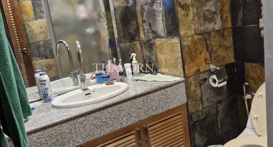 For sale 2 bedrooms condo in Jomtien, Pattaya