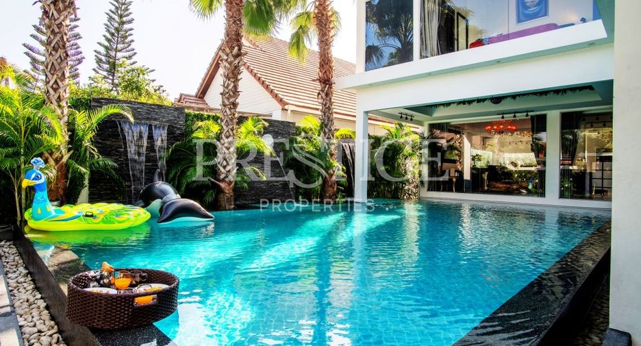 For sale 8 bedrooms house in Jomtien, Pattaya