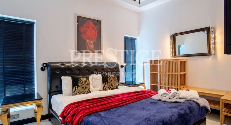 For sale 8 bedrooms house in Jomtien, Pattaya