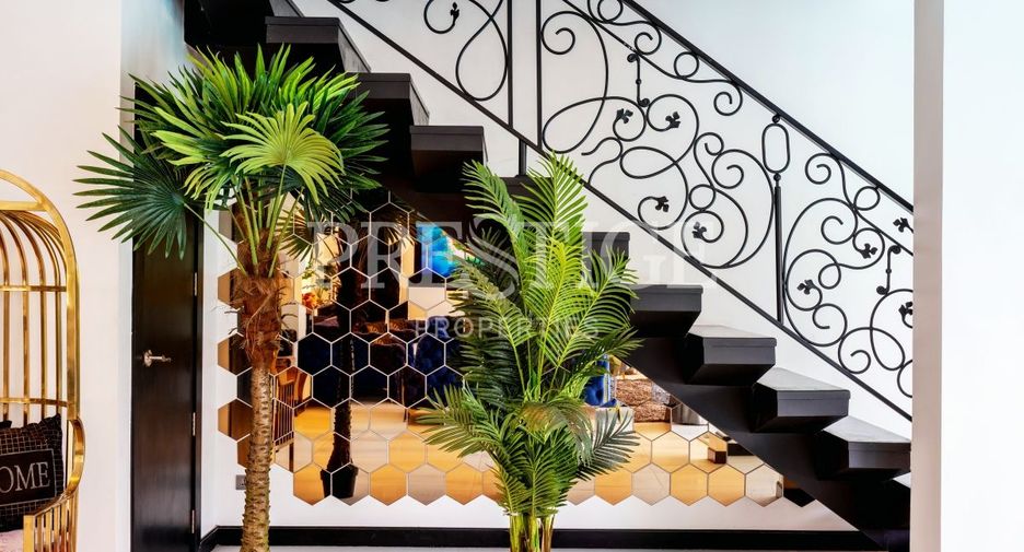 For sale 8 bedrooms house in Jomtien, Pattaya