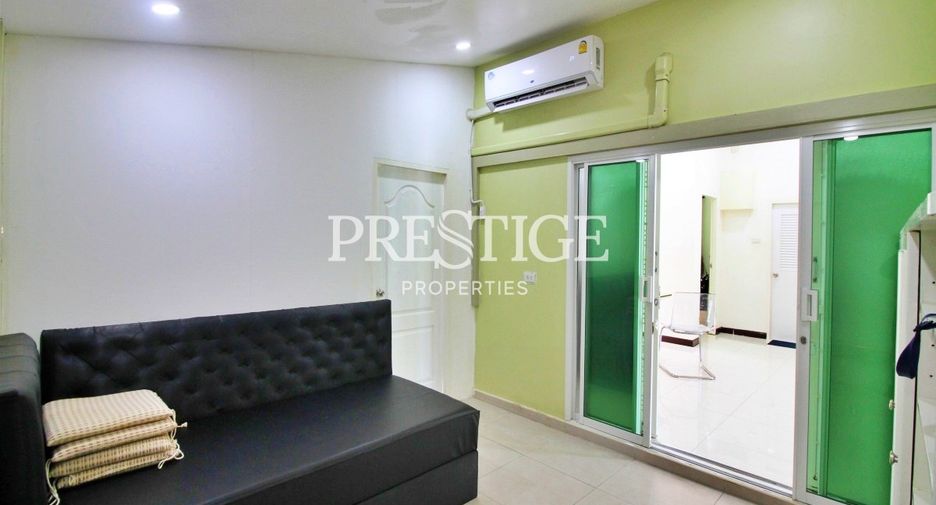 For rent 3 bedrooms house in North Pattaya, Pattaya