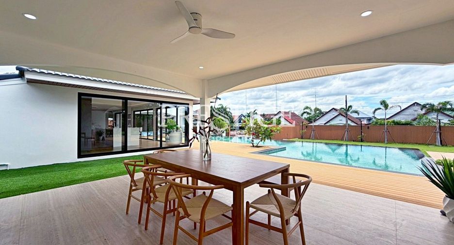 Casa en alquiler de 6 habitaciones en East Pattaya, Pattaya