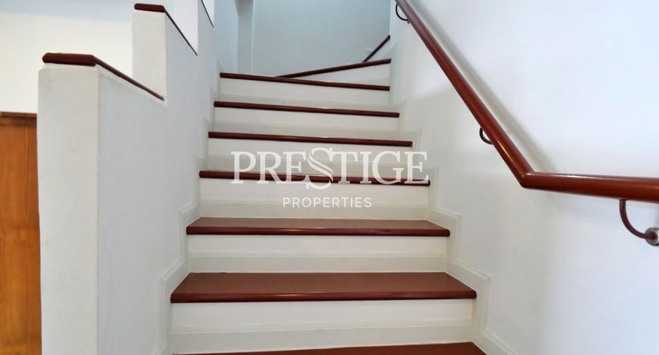 For rent 3 bedrooms house in South Pattaya, Pattaya