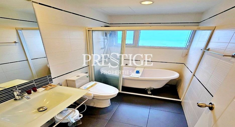 For rent 2 bedrooms condo in Central Pattaya, Pattaya