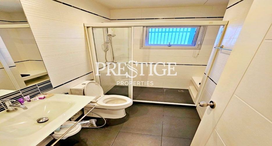 For rent 2 bedrooms condo in Central Pattaya, Pattaya