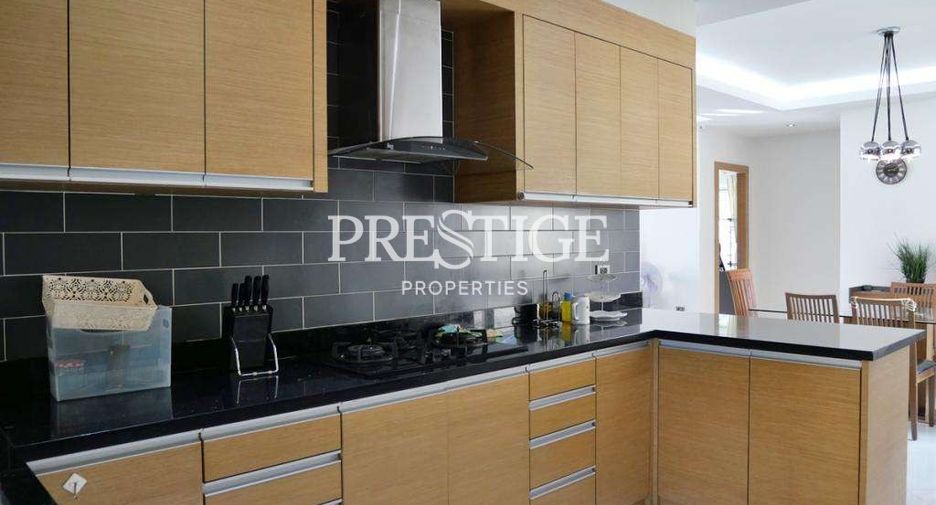Casa en alquiler de 3 habitaciones en Bang Lamung, Chonburi
