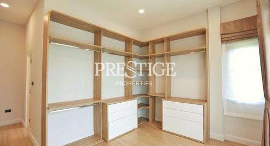 For rent 3 bedrooms house in East Pattaya, Pattaya