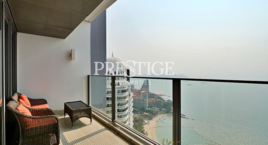 For rent 2 bedrooms condo in North Pattaya, Pattaya