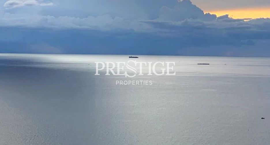 For rent 2 bedrooms condo in North Pattaya, Pattaya