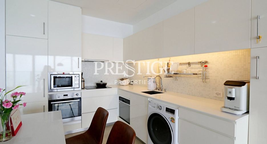 For rent 2 bedrooms condo in North Pattaya, Pattaya