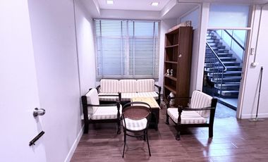 For rent 1 bed apartment in Watthana, Bangkok