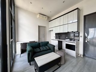 For sale 1 bed condo in Phra Khanong, Bangkok