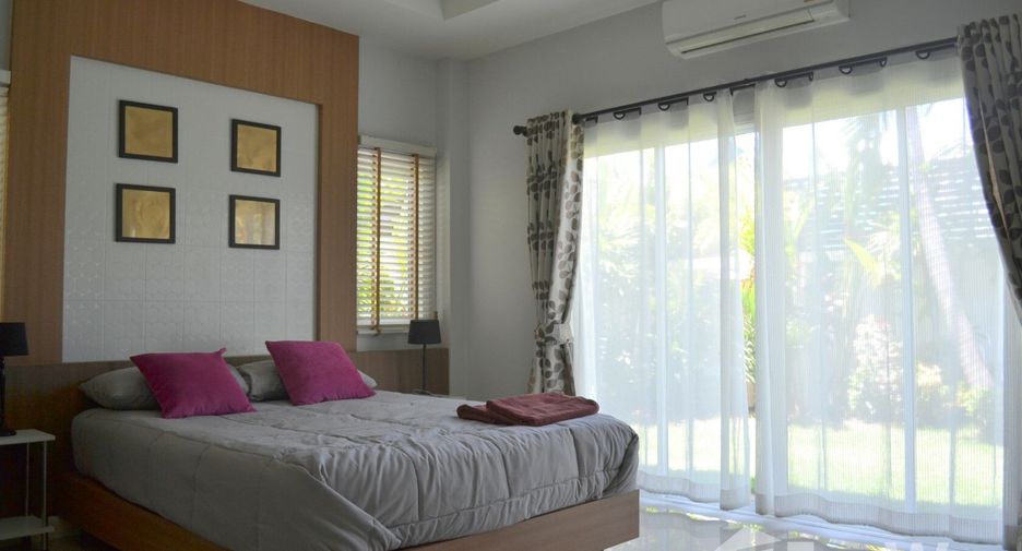 For rent 3 bedrooms house in Huay Yai, Pattaya