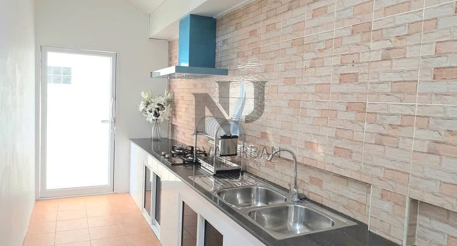 À vendre 3 chambres villa à Bang Lamung, Chonburi