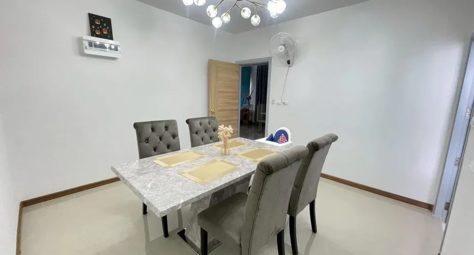 For rent 4 bedrooms house in Mueang Phuket, Phuket