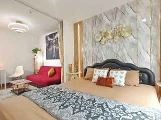 For sale 1 bed condo in Phra Khanong, Bangkok