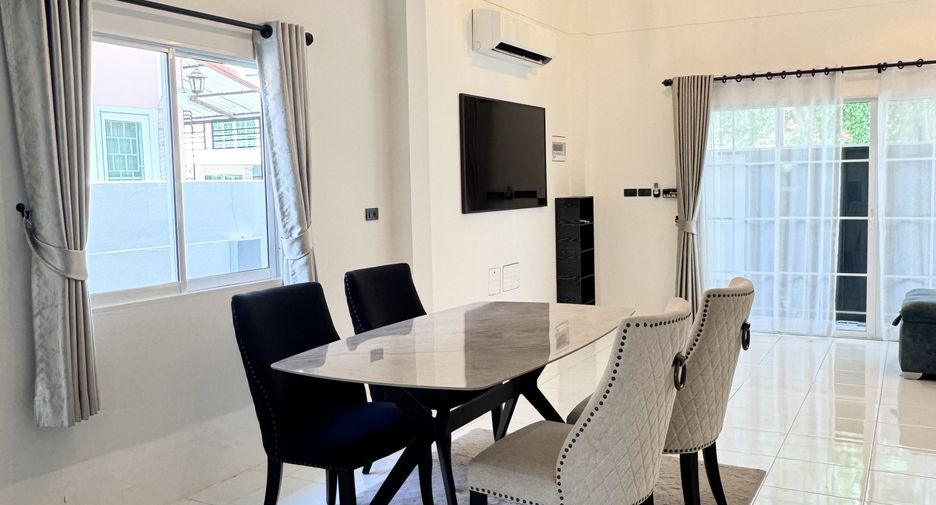 For sale 2 bedrooms house in East Pattaya, Pattaya
