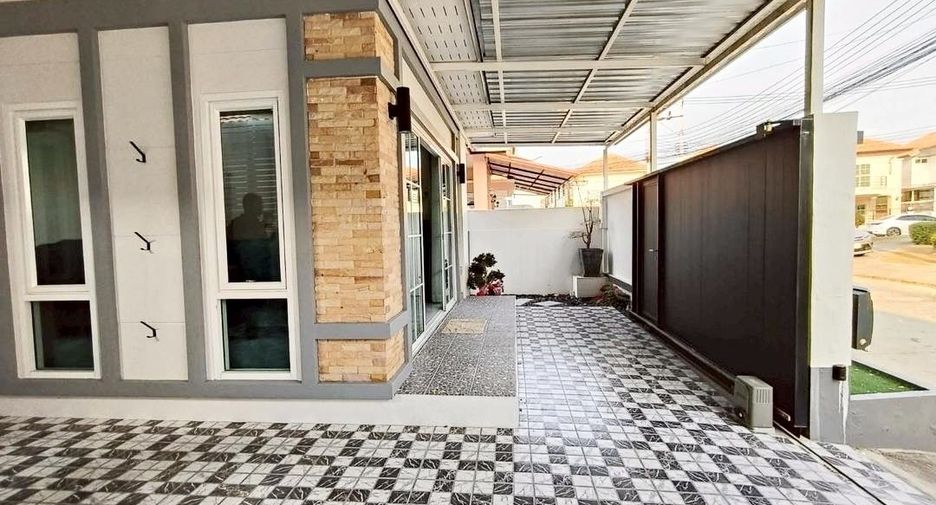For sale 2 bedrooms house in East Pattaya, Pattaya
