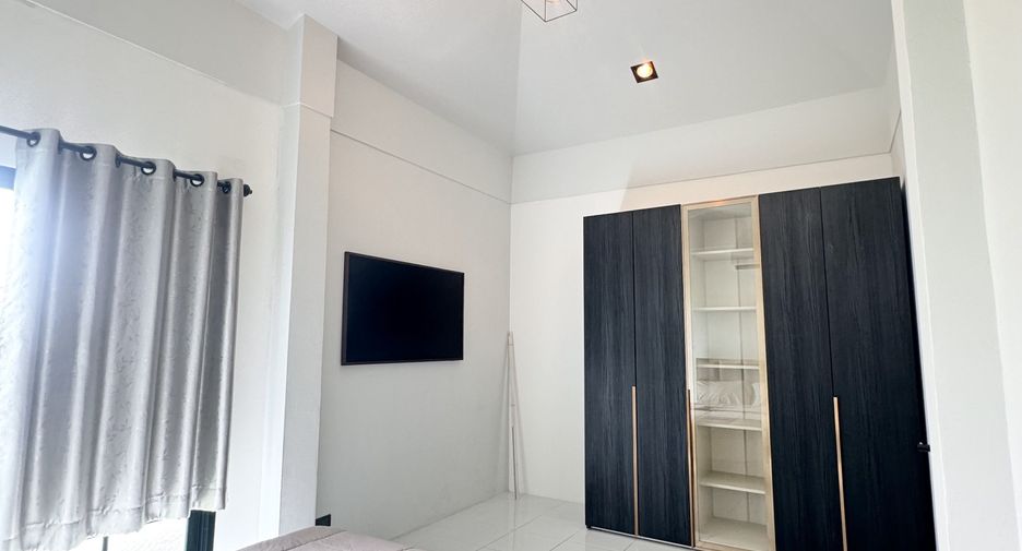 For sale 2 bedrooms house in East Pattaya, Pattaya