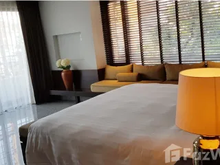 For rent 2 bedrooms apartment in Watthana, Bangkok