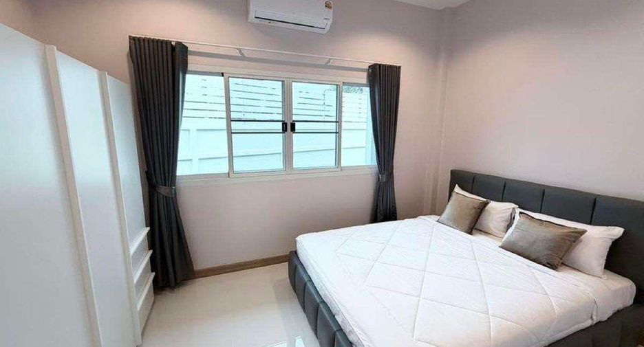 For rent 3 bedrooms house in San Sai, Chiang Mai