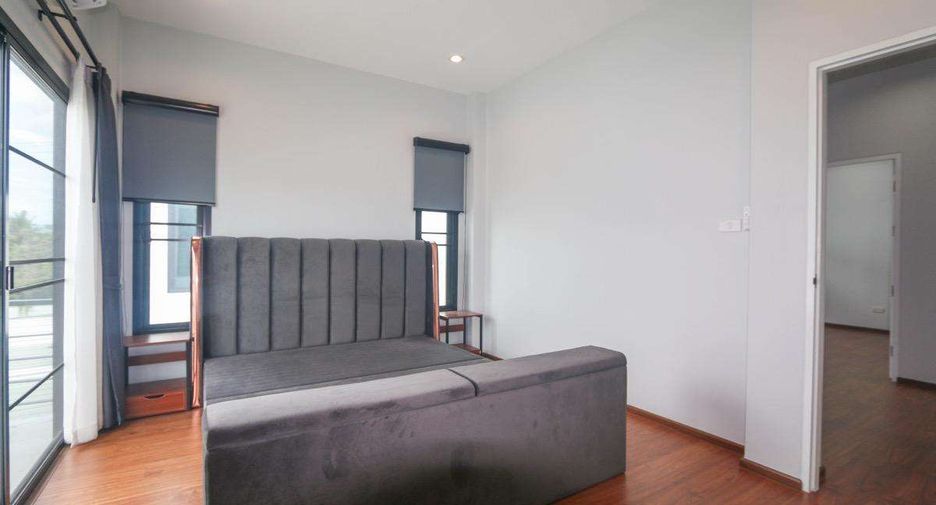 For rent 3 bedrooms house in Saraphi, Chiang Mai