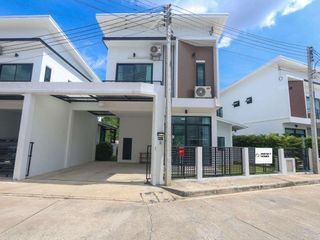 For rent 3 bedrooms house in Saraphi, Chiang Mai