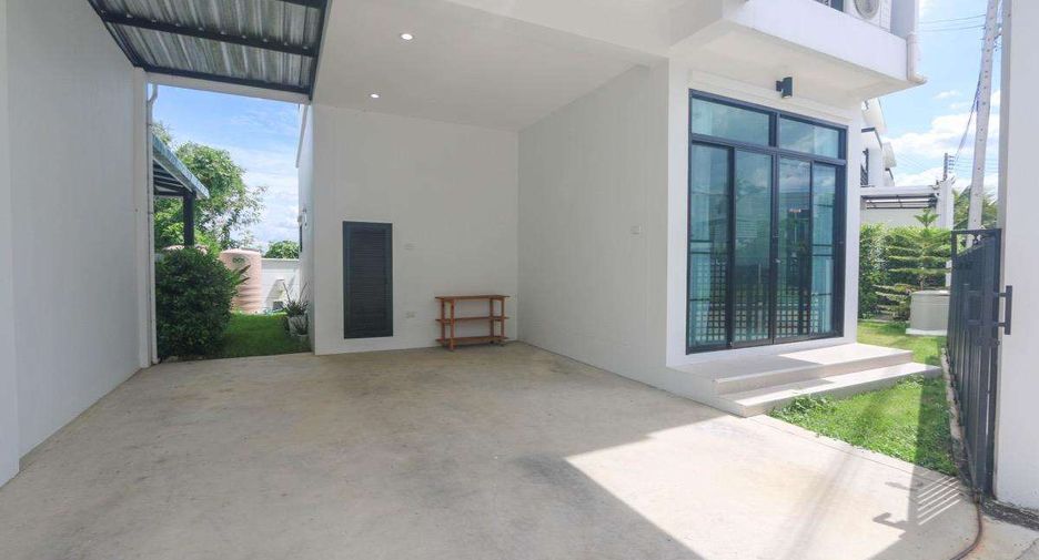 For rent 3 bedrooms house in Saraphi, Chiang Mai